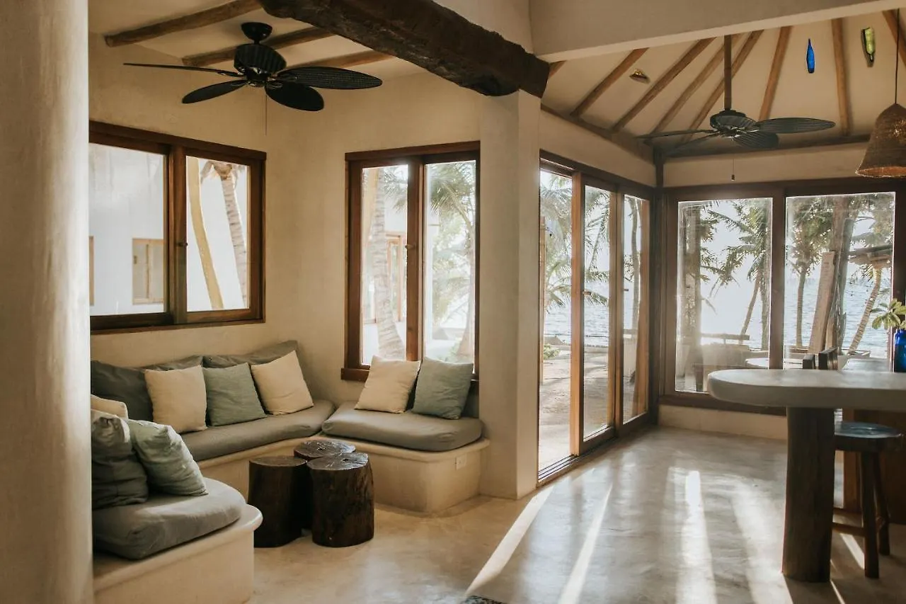 Zorba Tulum Beach Homes المكسيك